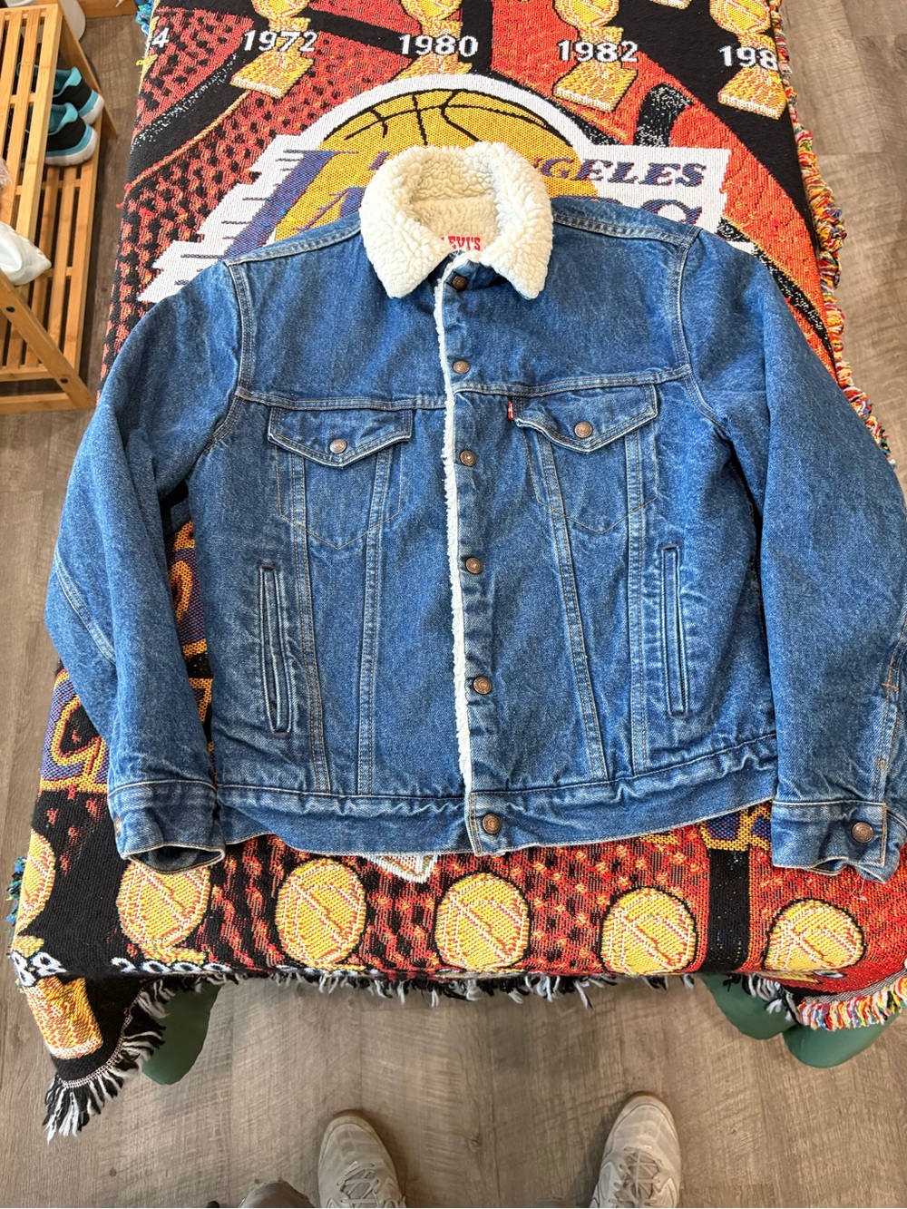 Levi’s Sherpa jacket small